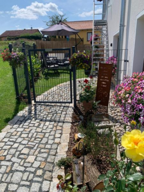 Gemütliche Ferienwohnung in idyllischer Lage-auf dem Land